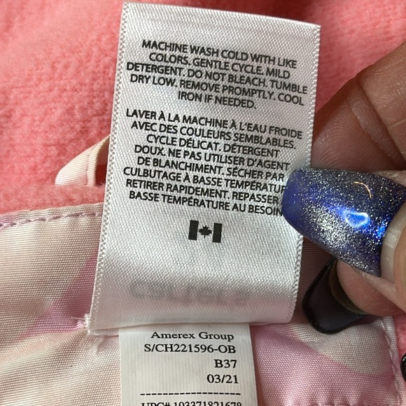 Carters size 24 months 100% polyester coding 100% acrylic lining - Picture 9 of 11